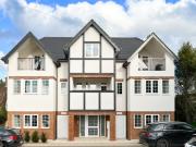 Hartley Old Road, Purley CR8, 2 bed flat to rent, £2,000...
