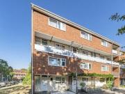 Hascombe House, Roehampton, 3 Bedroom Apartment