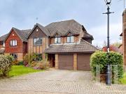 Hatchlands, Horsham RH12, 4 bed detached house to rent,...