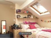 Hathersage Road, Manchester M13, 5 bed end terrace house...