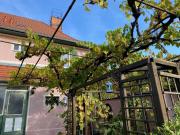 Haus aus den Goldenen Zwanzigern in angenehmer, ruhiger Lage
