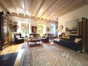 HAUS DES WEINBAUERS IM HERZEN VON CULLY