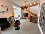 Haus im Haus. Stilvolle Maisonettewohnung Ullsteinstraße