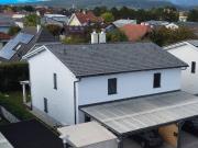 Haus in ruhiger Wohngegend im Doppelhausstil