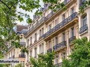 Haus kaufen Singen Hohentwiel 2 freistehende Wohnhäuser.