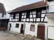 Haus mieten Monsheim Renoviertes 3 ZKB Fachwerkhaus mit Hof.