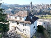 Haus mit 3 Wohnungen mit Panoramablick Verkauf auf Abruf...