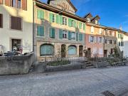 Haus mit drei Ebenen plus Dachboden mit sehr schönen Gärten