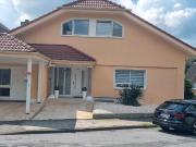 Haus mit Einliegerwohnung, Garage,Blick ins Grüne, Super...