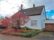 Haus mit Garten, sehr gute Lage in Illingen