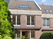 Haus mit Garten & Stellplatz in Dahlem