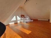 Haus mit Garten und Garage Haus mit Garten und Garage