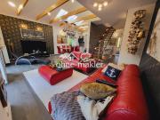 Haus mit großer Luxuswohnung und 2 Gewerbebüros