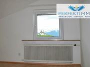 Haus mit Wohnung und Gewerbe