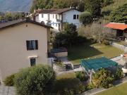 HAUS MIT ZWEI WOHNUNGEN