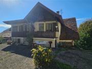 Haus zu renovieren – 2 Wohnungen – 3 Garagen