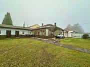 Haus zum Wohlfühlen mit Wintergarten und Pool auf großem...