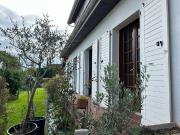 Haut de Lons, très belle villa traditionnelle au calme...