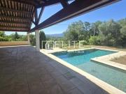 HAUT DE VILLA 4 PIÈCES 92 m² AVEC PISCINE PRIVATIVE –...