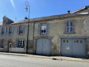 Haute Vienne Grande Maison De Ville Avec De Nombreuses...