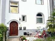 Haven Instyle apartment with balcony in a safely...