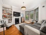 Haverhill Road, London SW12 2 bed ground floor flat to...