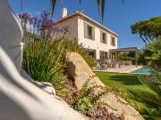 Havre de paix, villa contemporaine avec vue panoramique