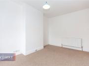Hawkesbury Road