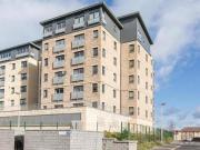 Hawkhill Close, Edinburgh, 2 Bedroom Flat