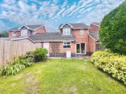Hawthorn Road, Kingsnorth, Ashford 3 bed link detached...