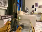 Hawthorne Gates Studio Apartment for Rent at 1205...