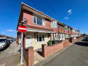Hayling Avenue, Portsmouth PO3, 2 bed end terrace house...