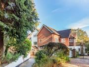 Hazel Grove, Hindhead, 2 Bedroom Apartment