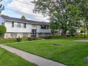 Hazel Park 1 Bedroom Apartment for Rent at 560 Dover St...