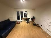 Hazel Way, Terraced House With A Garden SE1, 3 bed flat...