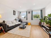 Hazelhurst Road, London SW17 1 bed flat to rent £1,650...