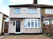 Hazeltree Road, Watford, 3 Bedroom Semi detached