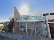 ¡Hazla tuya ya! Casa en Recuperación Bancaria en Zona...