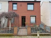 HB Walle: Doppelhaushälfte mit Nebengebäude, von privat