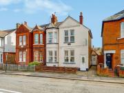 Headstone Road, Harrow HA1, 3 bed flat to rent, £2,150...