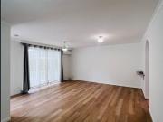 Heart of Broadbeach Renovated Unit Students Welcome