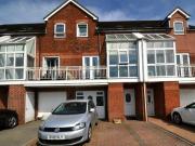 Heathmoor Park Road, Illingworth, 5 Bedroom Town