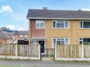 Heddington Gardens, Arnold NG5, 3 bed property to rent,...