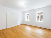 HEGERICH: Elegante Altbauwohnung in Erlangen hell und...