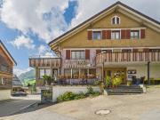 Heidi Guesthouse Sternen Wo alpine Magie auf Investment...