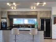 Helga Hartmann Propiedades