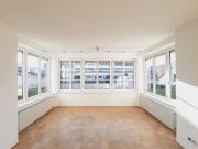 HELL, ANSPRECHEND, ZENTRAL! GARTENNUTZUNG UND PARKPLATZ INKL