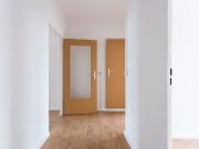 HELL *FREUNDLICH *BEZAHLBAR HELL *FREUNDLICH *BEZAHLBAR