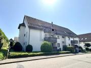 HELL, RUHIG, GEPFLEGT MIT GARAGE