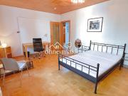 Hell, ruhig, mit Stellplatz! Altbauwohnung Stuttgart West